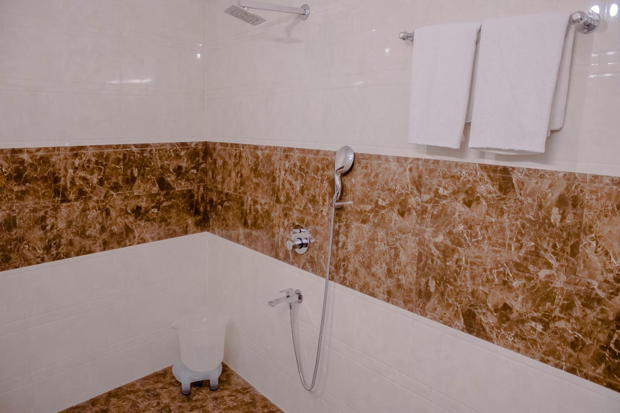 Hotel Airport City Near Delhi International Airport New Delhi Exterior photo