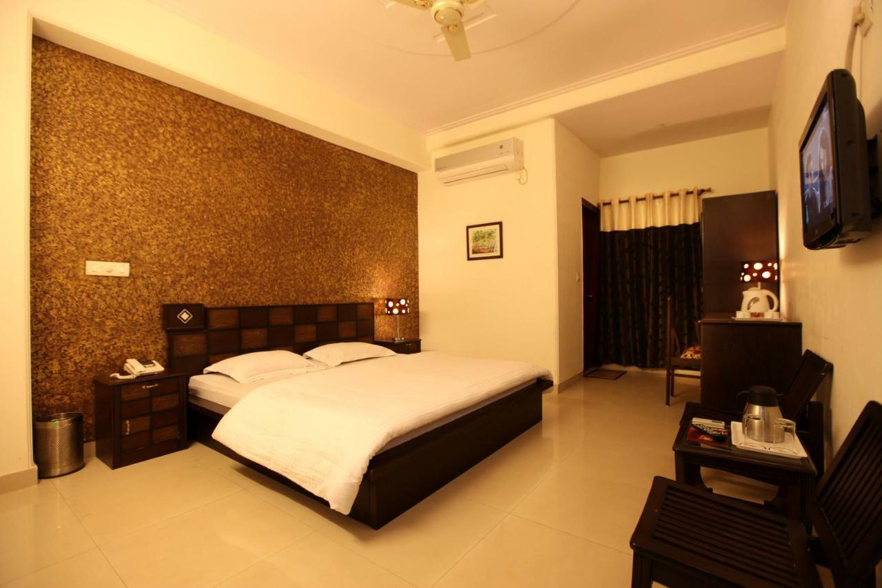 Hotel Airport City Near Delhi International Airport New Delhi Exterior photo