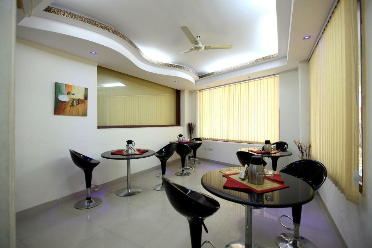 Hotel Airport City Near Delhi International Airport New Delhi Exterior photo